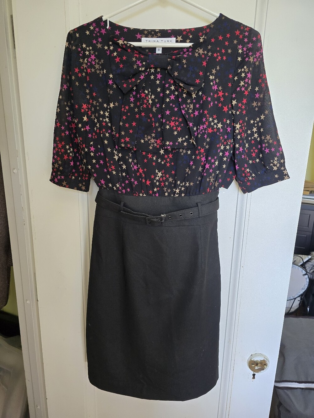 Trina Turk Black Star-Print Bow-Front Dress Size 0